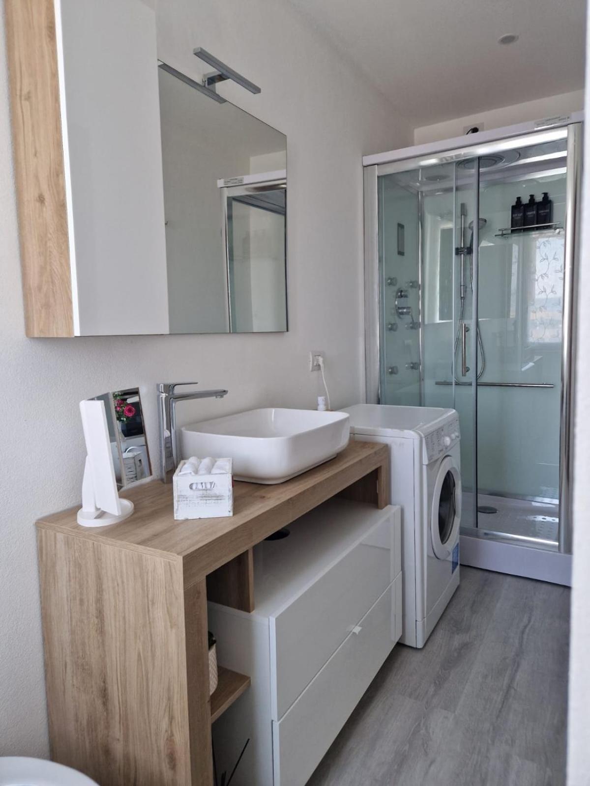 Ferienwohnung Residenza Luigio Verbania Exterior foto