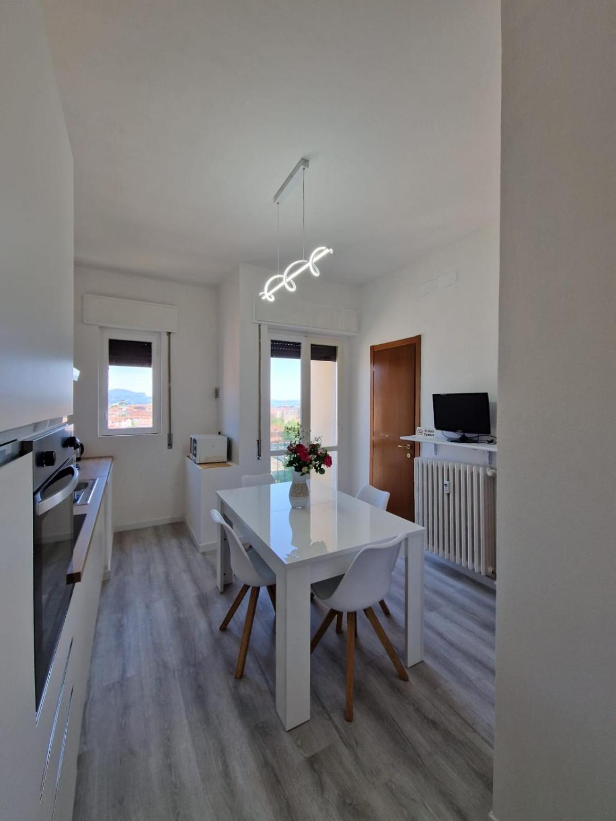Ferienwohnung Residenza Luigio Verbania Exterior foto